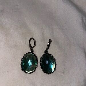 Elegant Green stone Oval drop Earrings